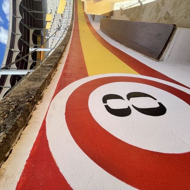 detalle de barrera de plaza de toros de Palencia